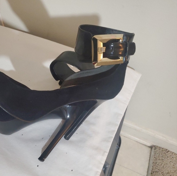 Ankle Cut heels - Picture 4 of 6